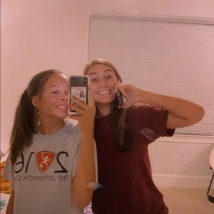 Meet your Posher, Abigail